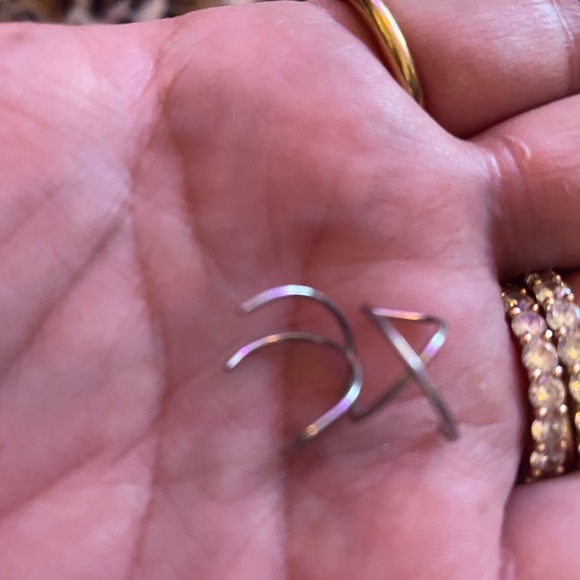 Ear cuffs - Picture 3 of 3